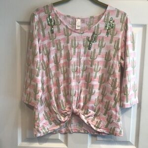 Thomas & Olivia brand size L pullover top w/ tie